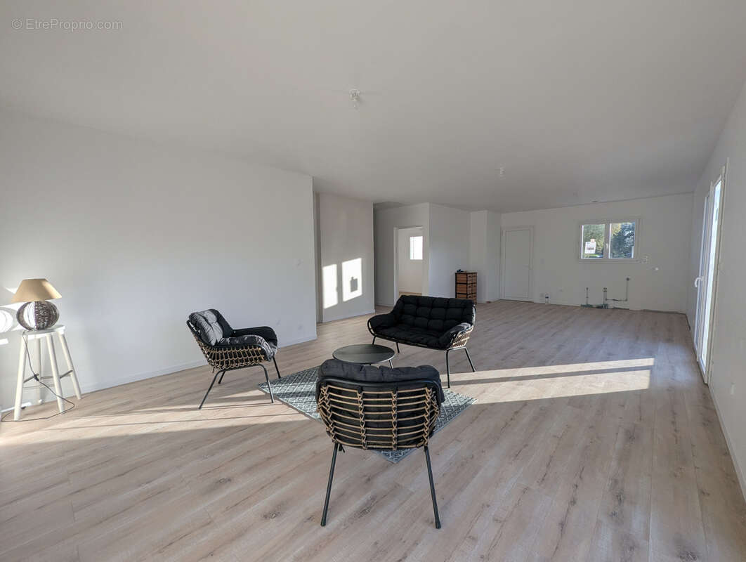 Maison à PLOREC-SUR-ARGUENON