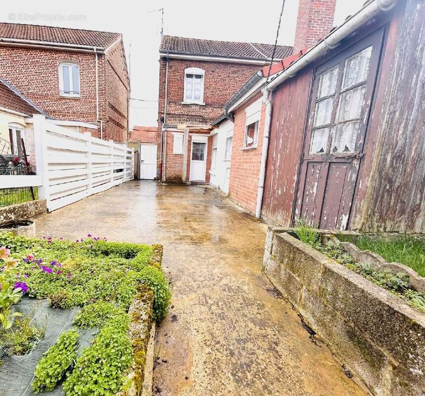 Maison à BRUAY-LA-BUISSIERE