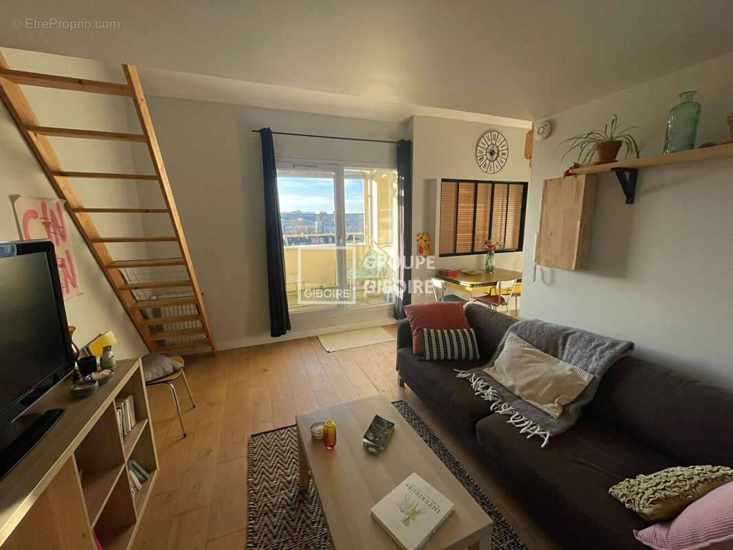 A VENDRE * AGENCE GIBOIRE * Appartement Studio Rennes 1 pièce 31m2 - photo 2