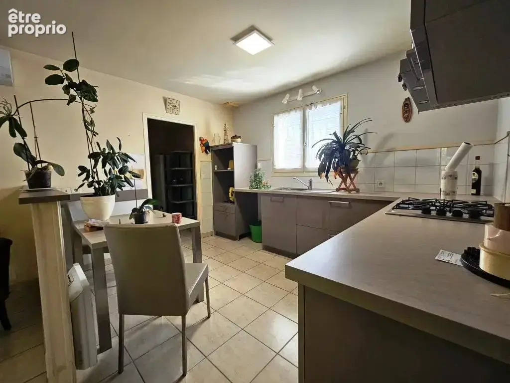 Maison de plain-pied 3 chambres avec garage et jardin   IZON - photo 5