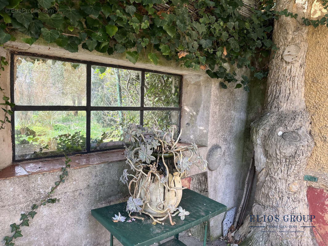 Maison à NANS-LES-PINS