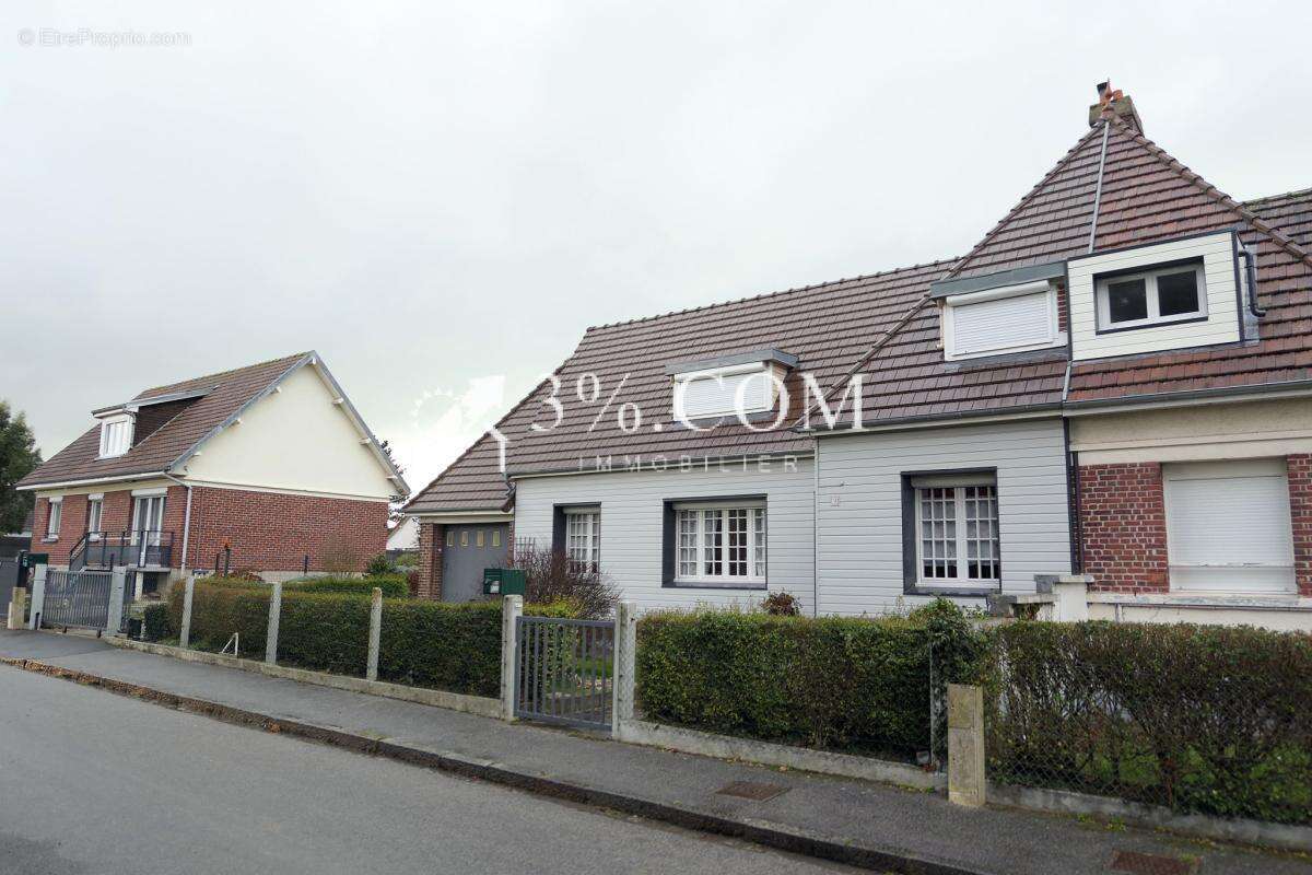 Maison à SAINT-MARTIN-EN-CAMPAGNE