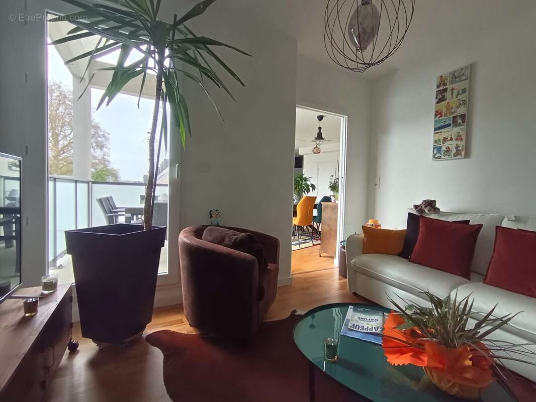 Appartement à LA RICHE