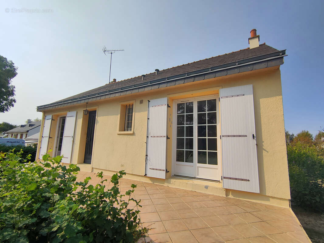 Maison à AVRILLE