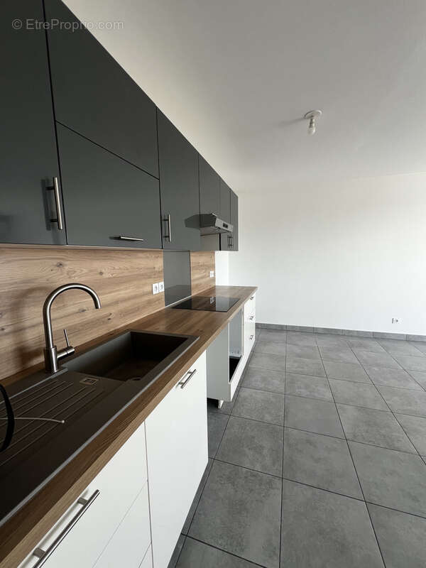 Appartement à GATTIERES