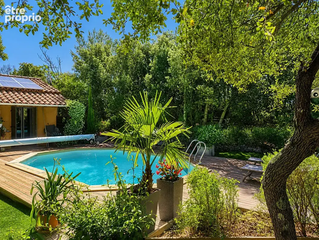 Coup de coeur en Provence à Régusse : villa de plain-pied avec dépendance sur 4000m2 de terrain, piscine chauffée et autonomie é - photo 3