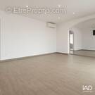 Photo 1 - Commerce à SAINT-MARTIN-DE-CRAU