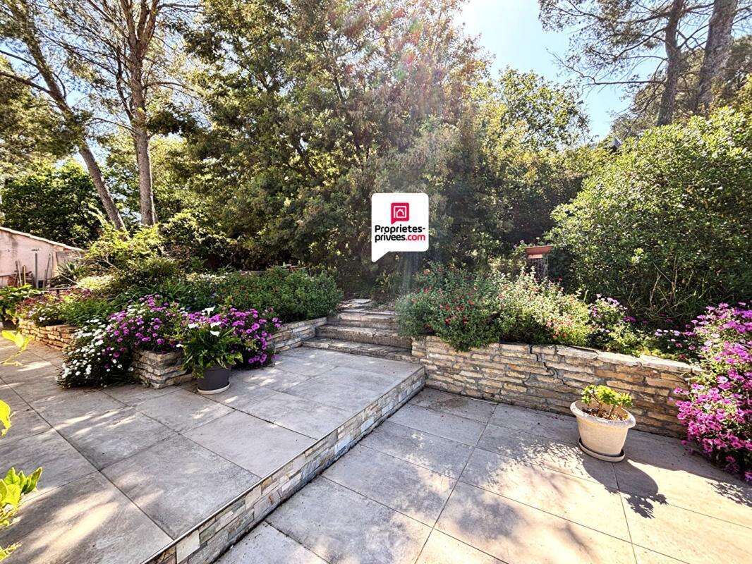 Villa T7 SAINT AUNES  de 210m² avec vue imprenable et piscine - photo 3