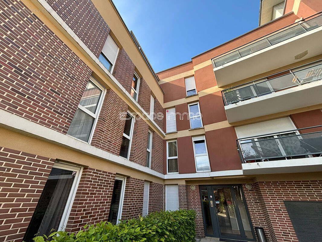 Appartement à DEVILLE-LES-ROUEN