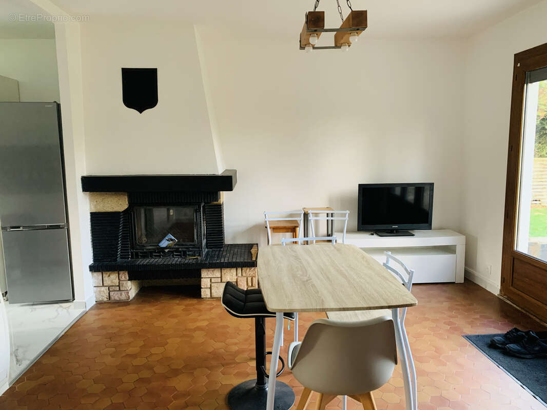 Maison à FOUCHEROLLES