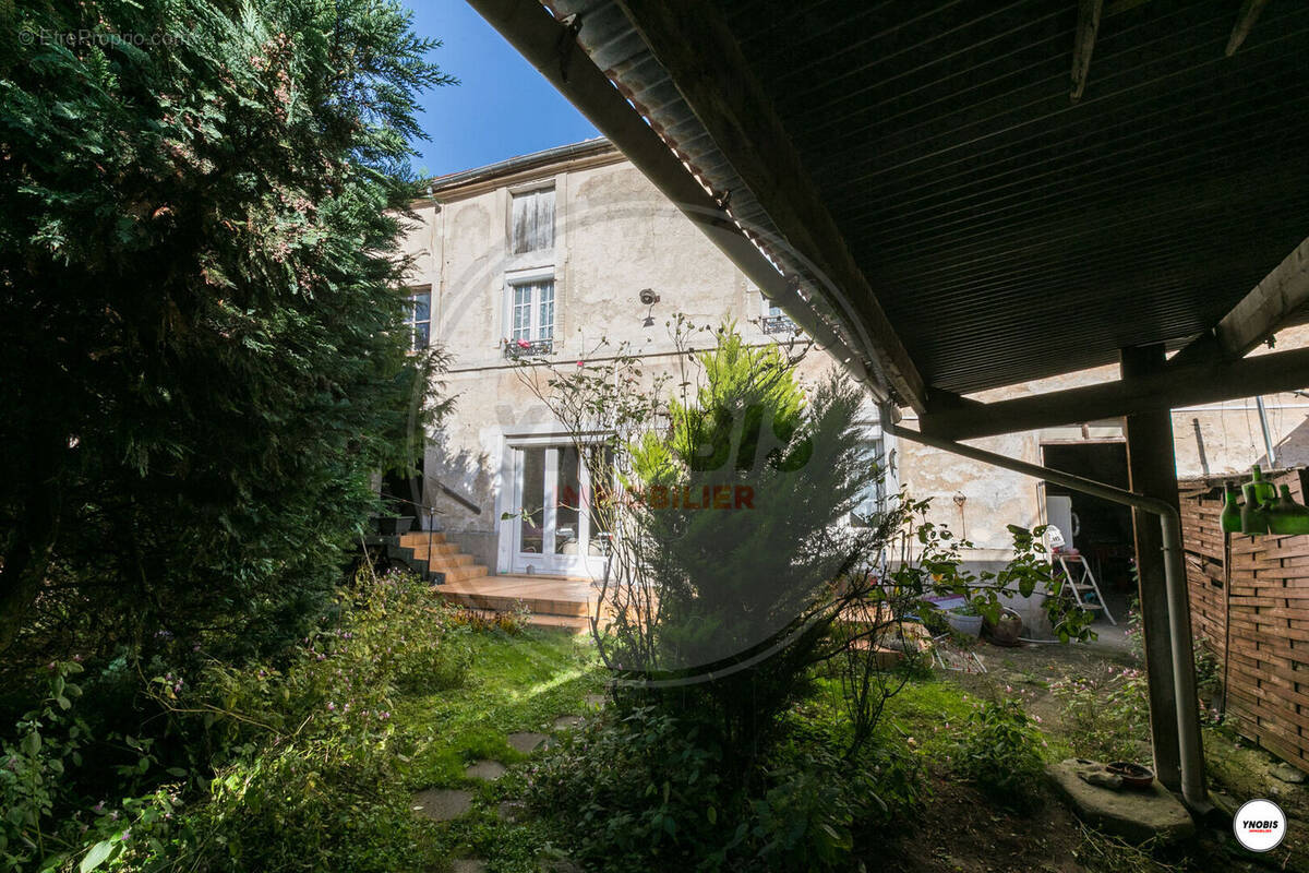 Maison à VERNOUILLET