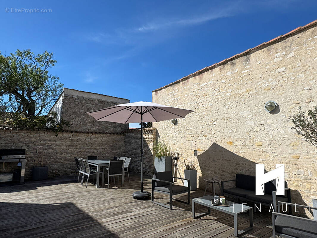 Maison à LA COUARDE-SUR-MER