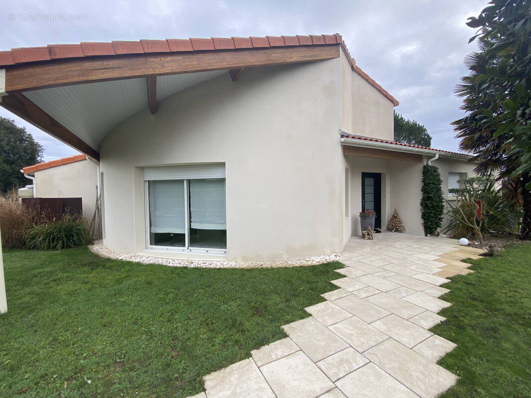 Maison à LA RENAUDIERE