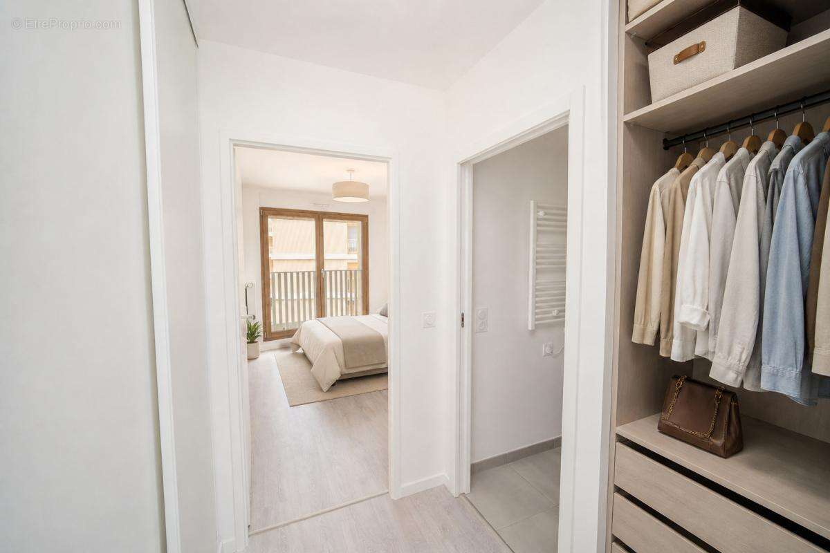 Appartement à NANTERRE