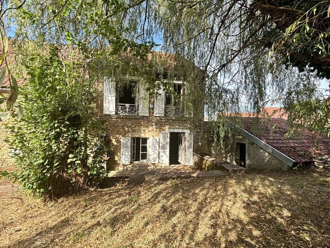 En exclusivité, Maison de Village à Mont-Saint-Jean - photo 2