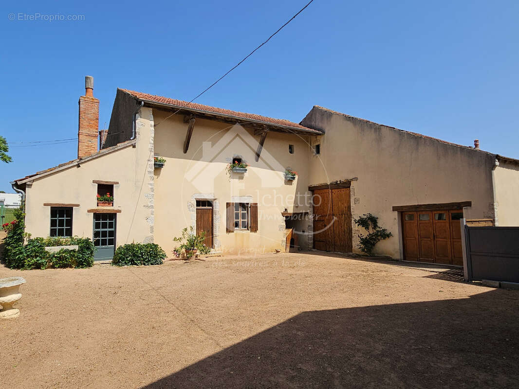 Maison à SAULCET