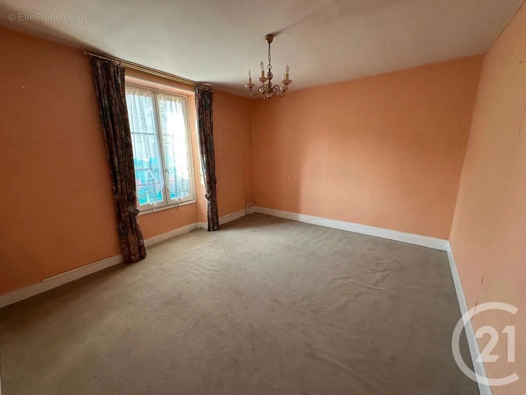 Maison à ROSNY-SUR-SEINE