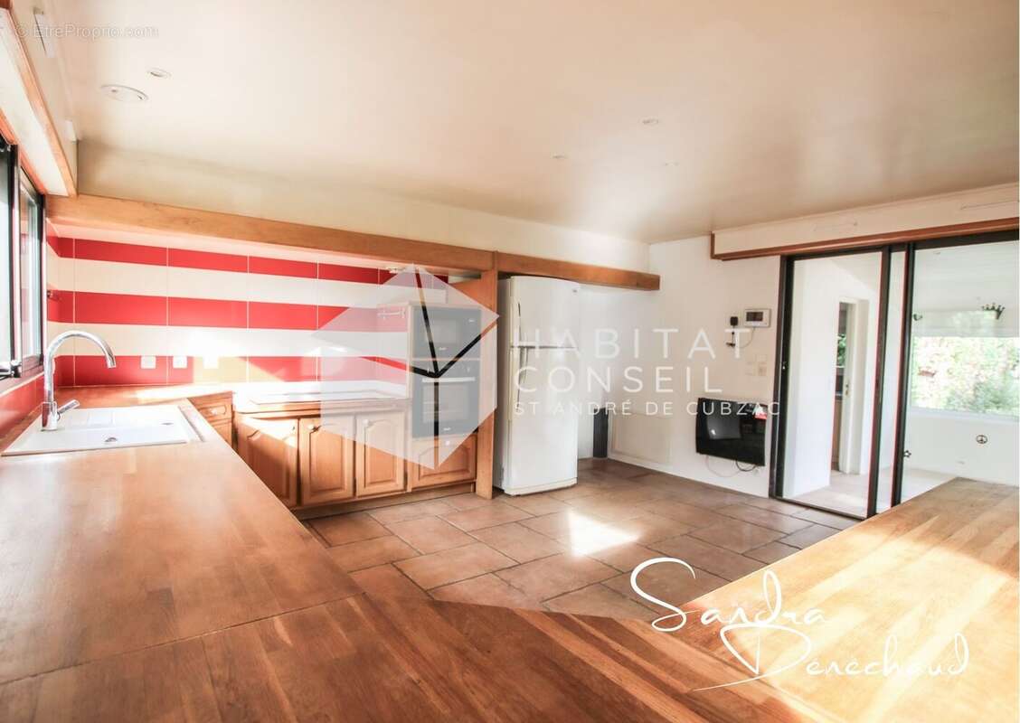 Maison à LES BILLAUX