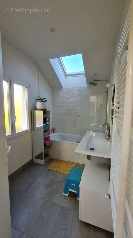 Maison à BURES-SUR-YVETTE