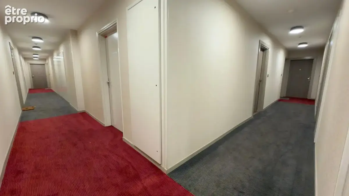 Immeuble de standing F2 avec extérieur et parking - photo 10