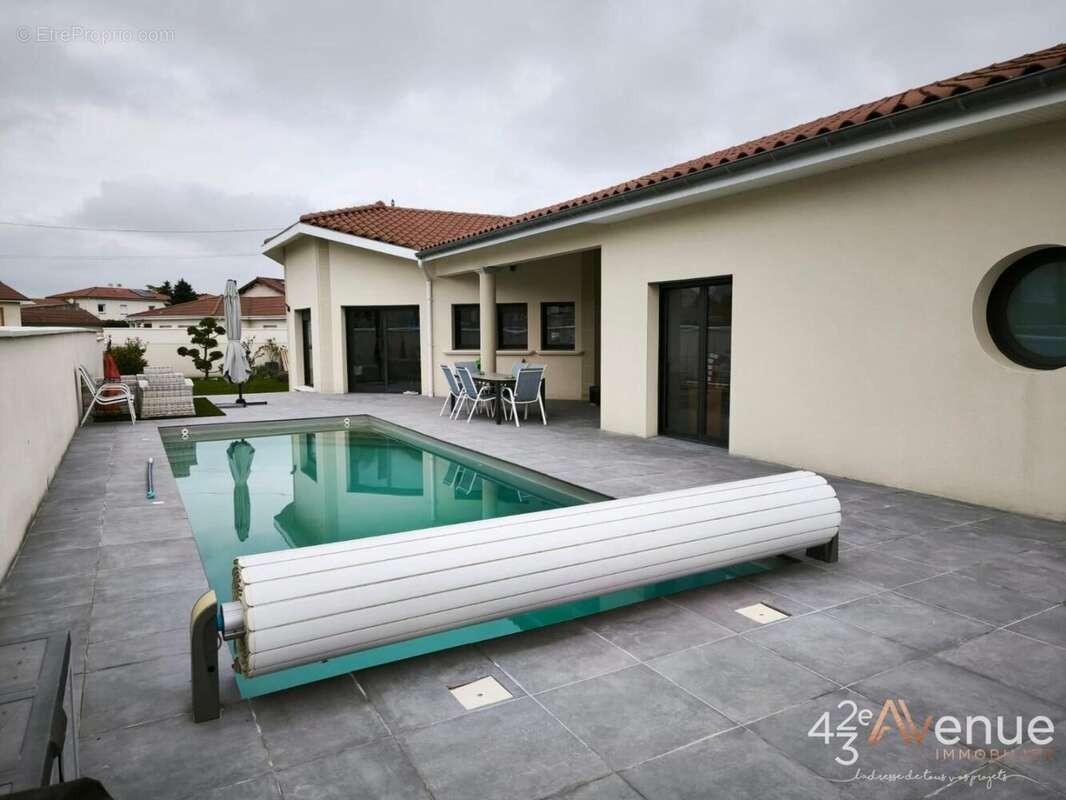 Maison à ANDREZIEUX-BOUTHEON