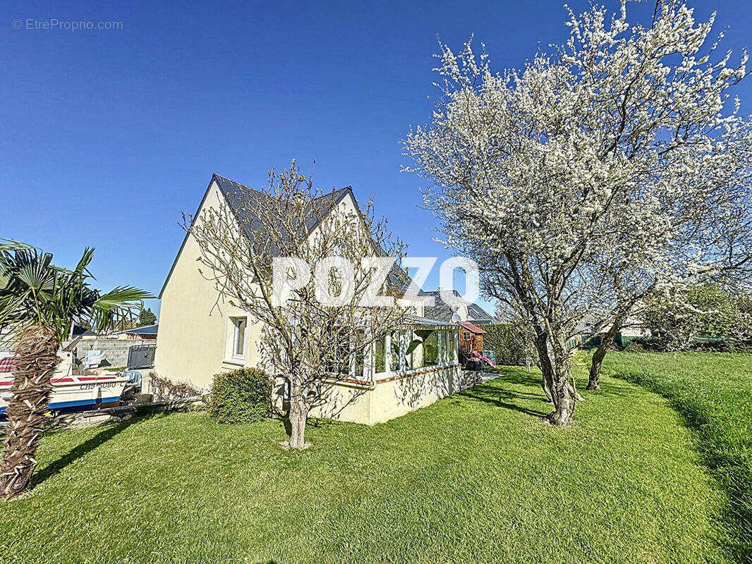 Maison à BRICQUEVILLE-SUR-MER