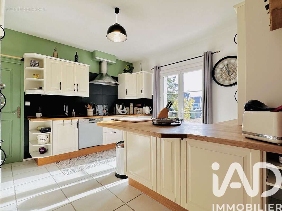 Photo 8 - Maison à MARIGNY-LES-USAGES