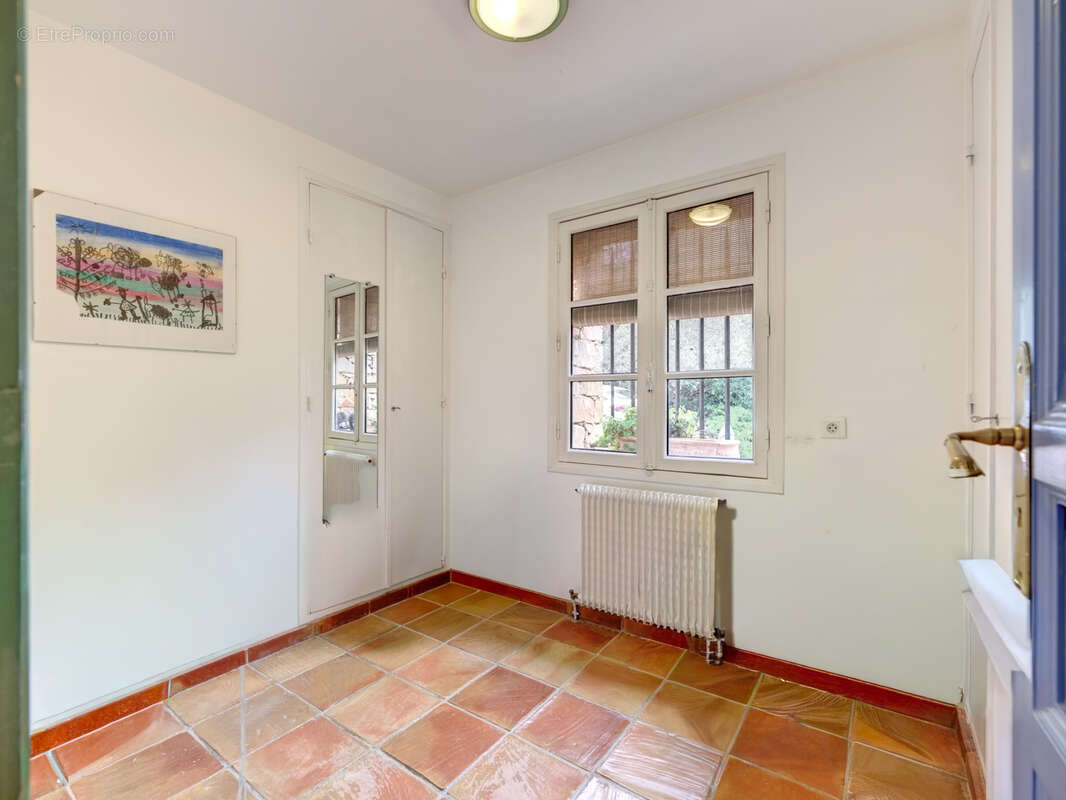 Maison à MANDELIEU-LA-NAPOULE