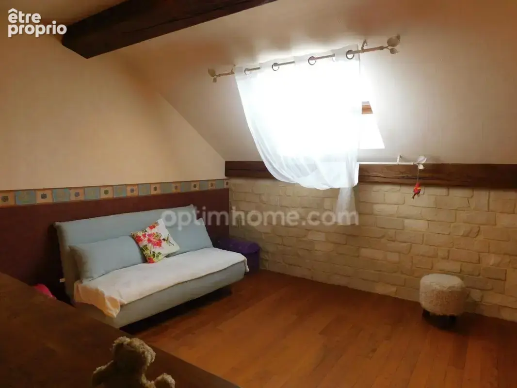 Is-sur-tille - maison atypique - 6 pièces - 3 chambres - 110 m² habitables - photo 6