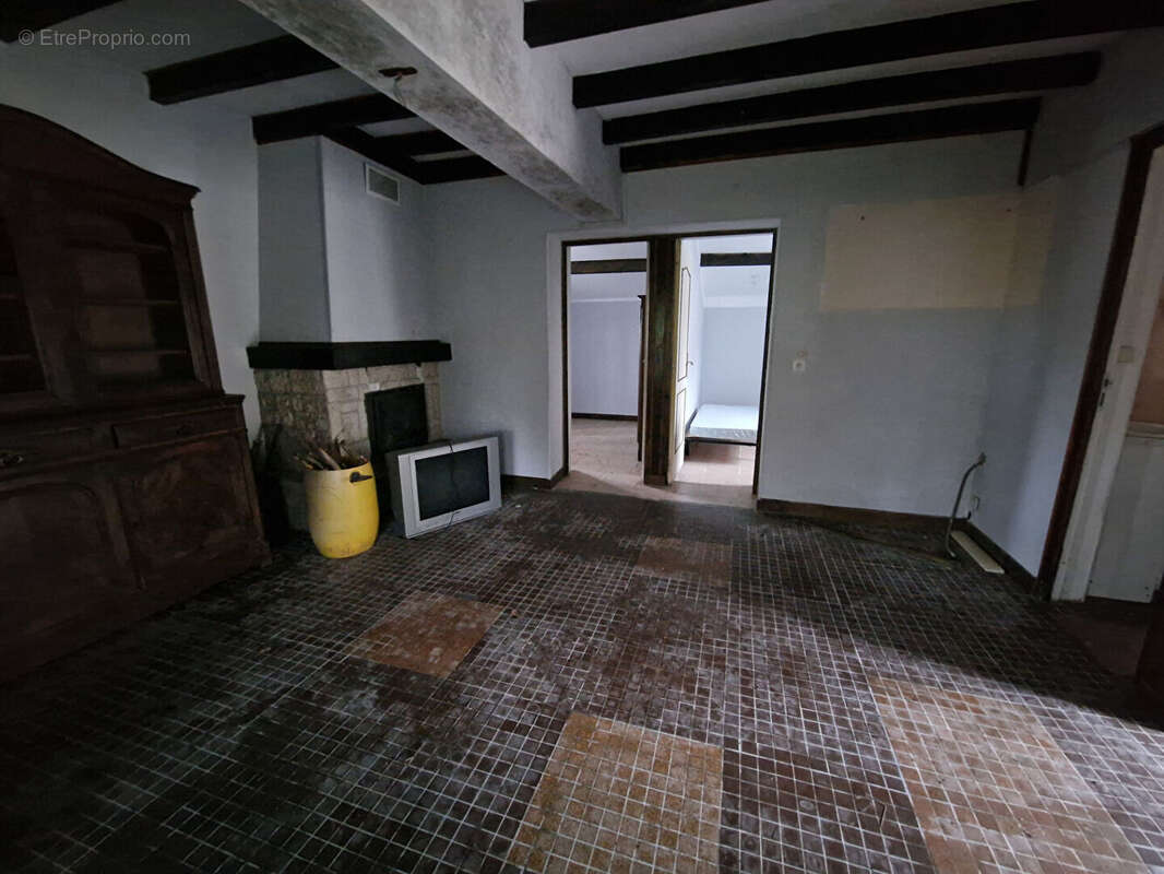 Maison à BOSSAY-SUR-CLAISE