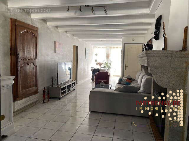 Maison à PARTHENAY