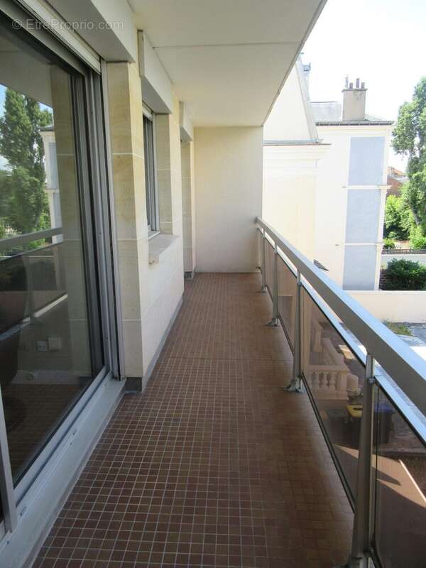 Appartement à BOIS-COLOMBES