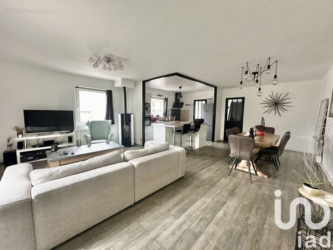 Photo 1 - Maison à VASTEVILLE