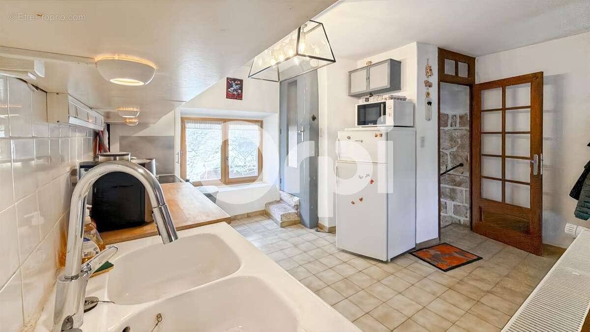 Belle maison de village en pierres avec terrasse - photo 15