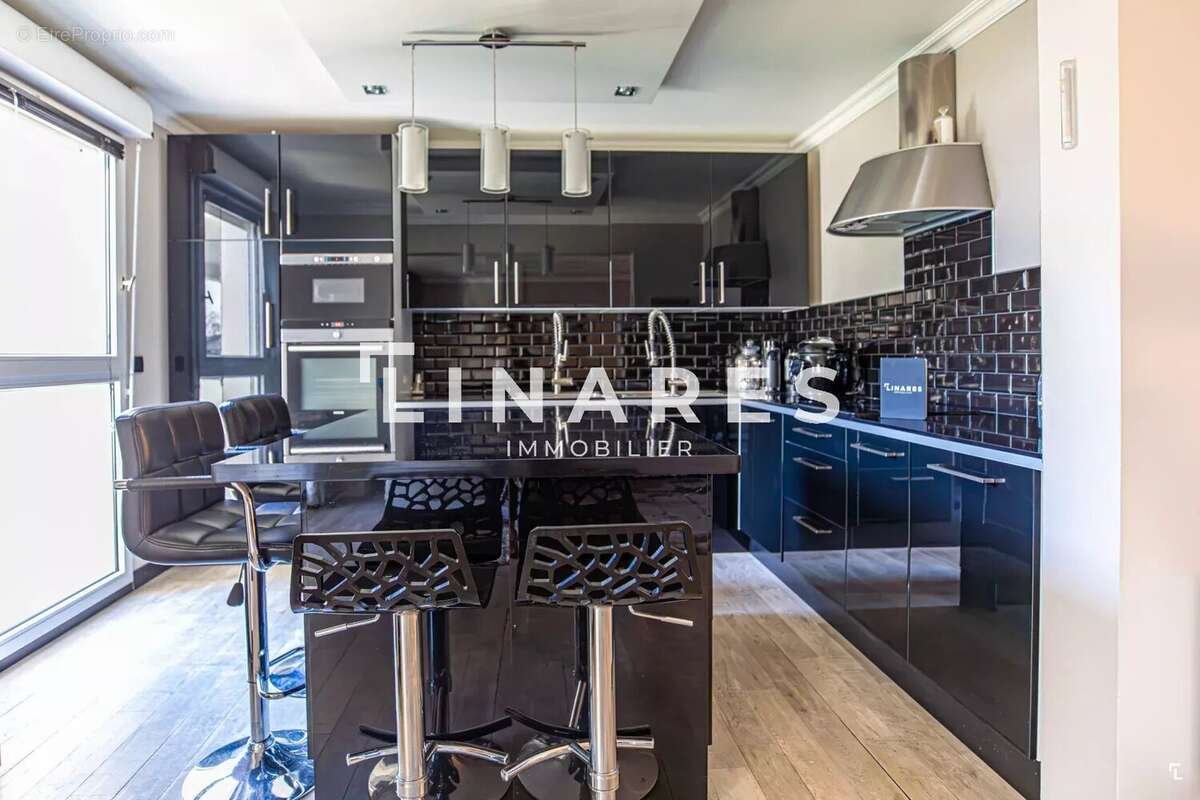 Appartement à MARSEILLE-8E