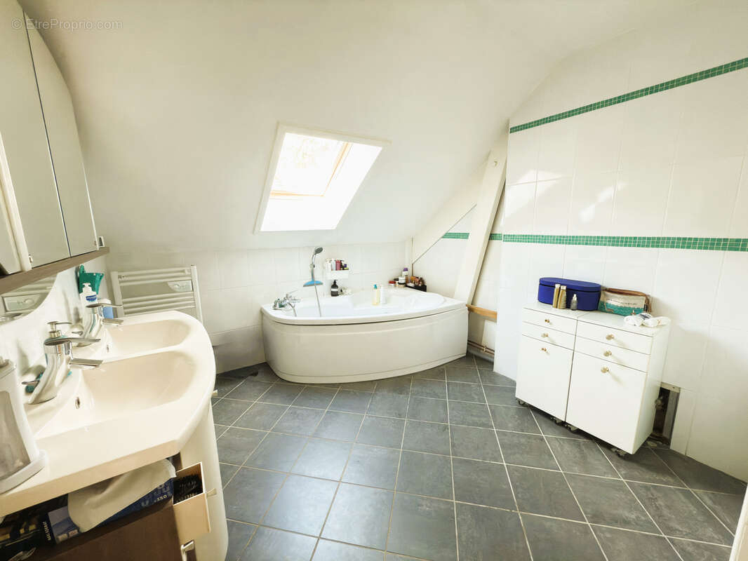 Maison à SAINT-BALDOPH