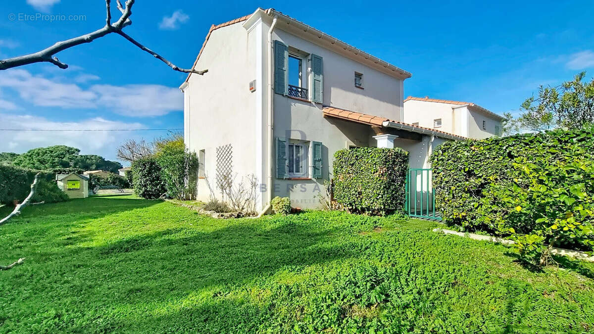 Maison à FREJUS