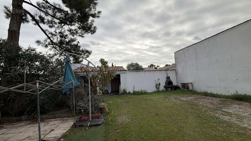 Maison indépendante à vendre 2 pièces à LA FLOTTE 17630 - photo 16