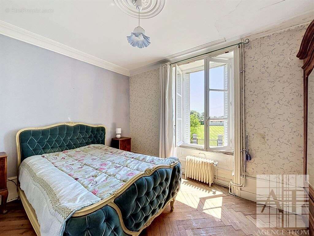 Maison à COUPTRAIN