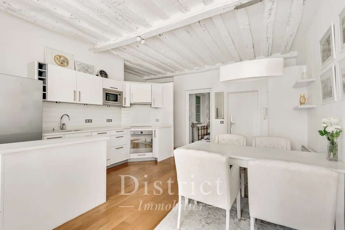 Appartement à PARIS-5E