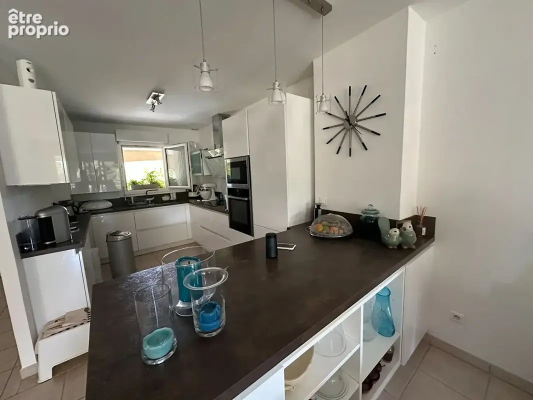 Exclusivité, vente Puyricard proche centre, appartement T4 de 92 m2 avec terrasse 22 m2, garage et parking - photo 5