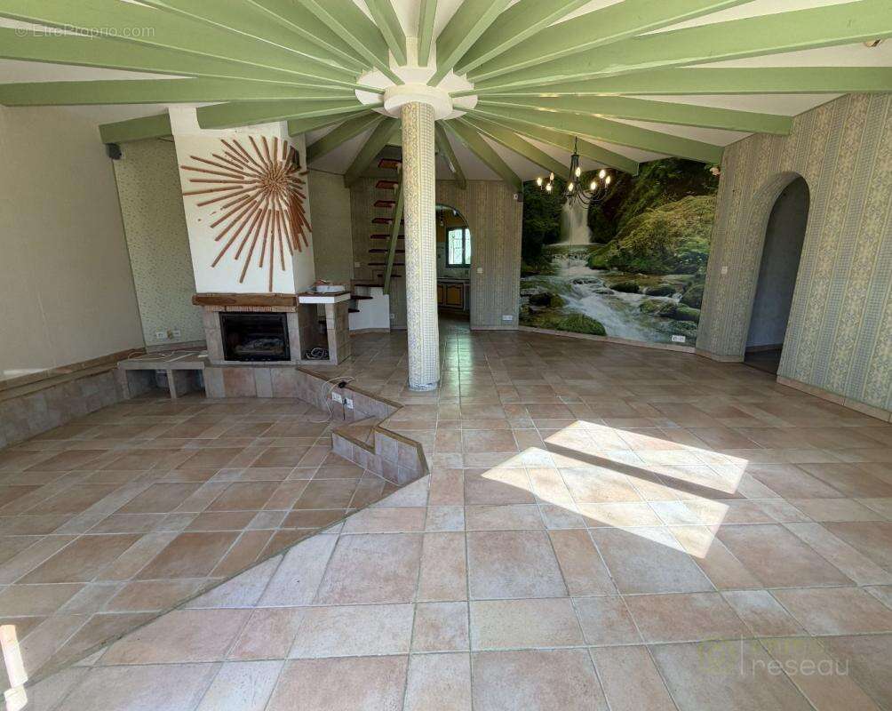 Maison à MURS-ERIGNE