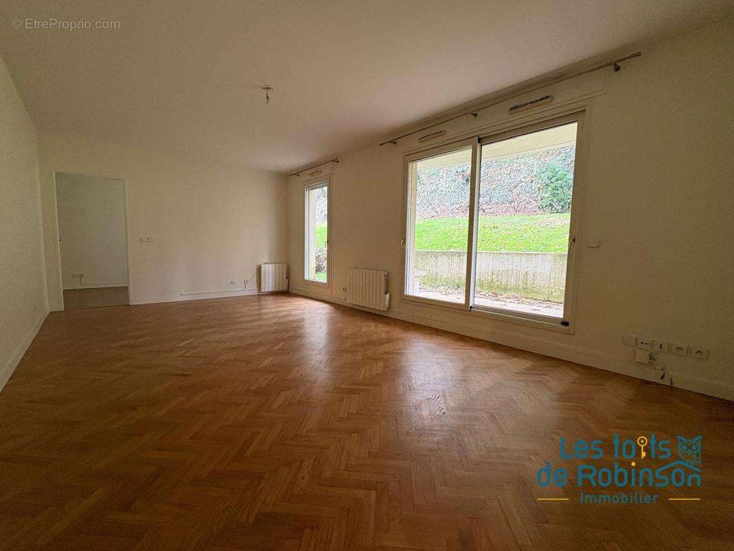 Appartement à LE PLESSIS-ROBINSON