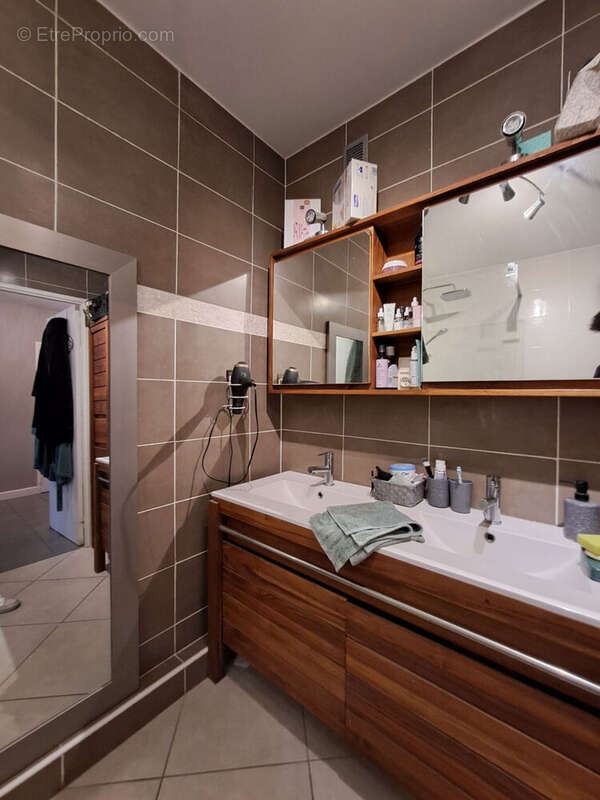 Photo 6 - Appartement à SAINT-ETIENNE