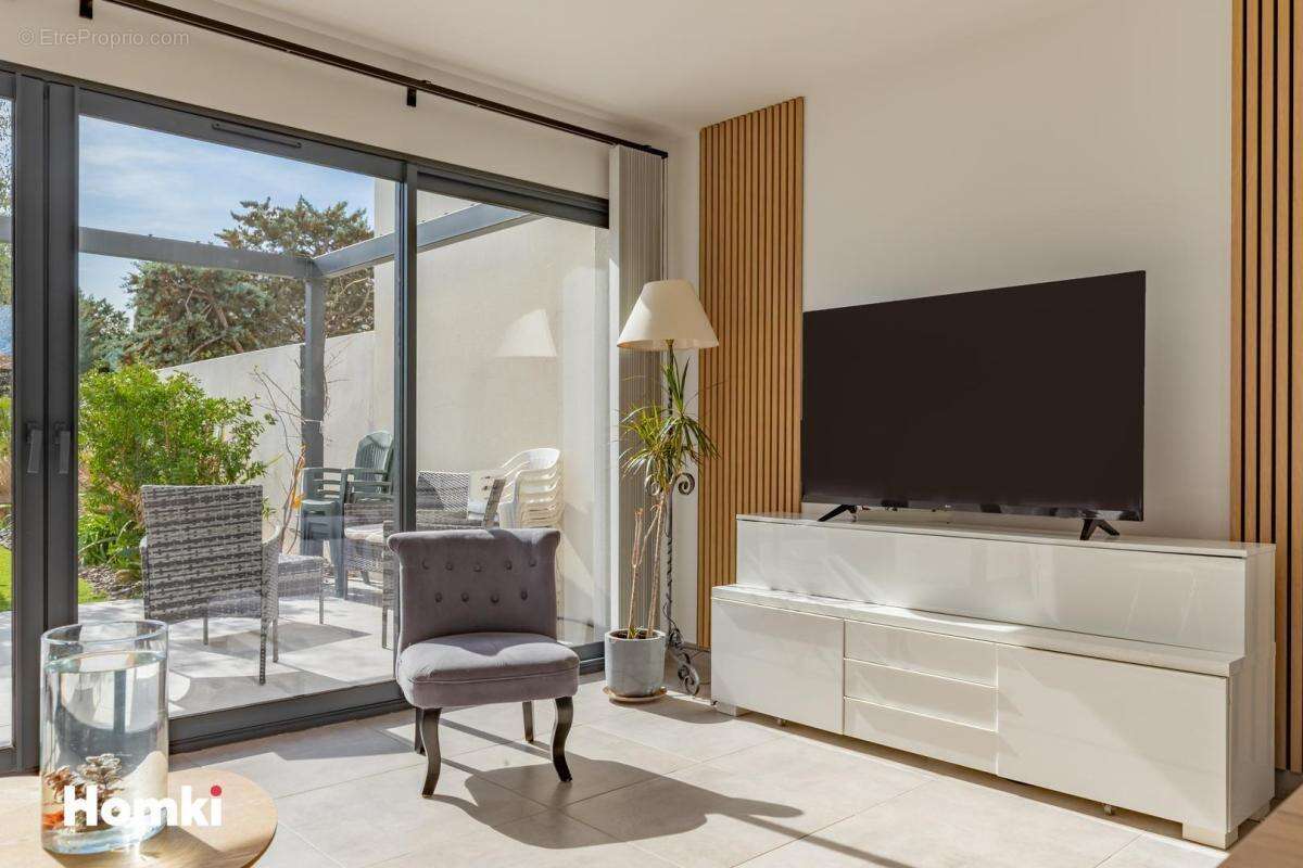 Maison/Villa T4 de 115 m² à Narbonne 11100 - photo 2