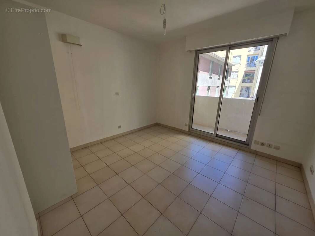  opportunité rare à nice – studio idéal investissement ou premier achat - photo 2