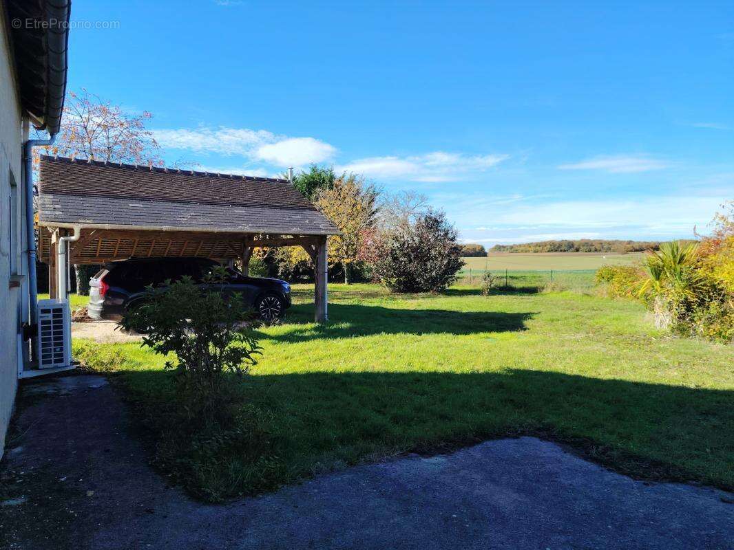 Maison à NOYANT-DE-TOURAINE