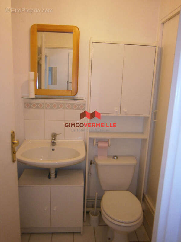 Appartement à VOISINS-LE-BRETONNEUX