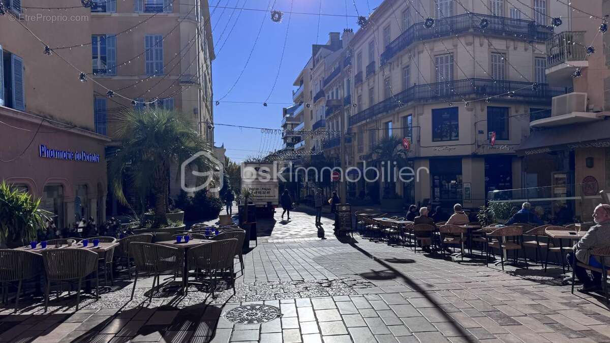 Appartement à HYERES