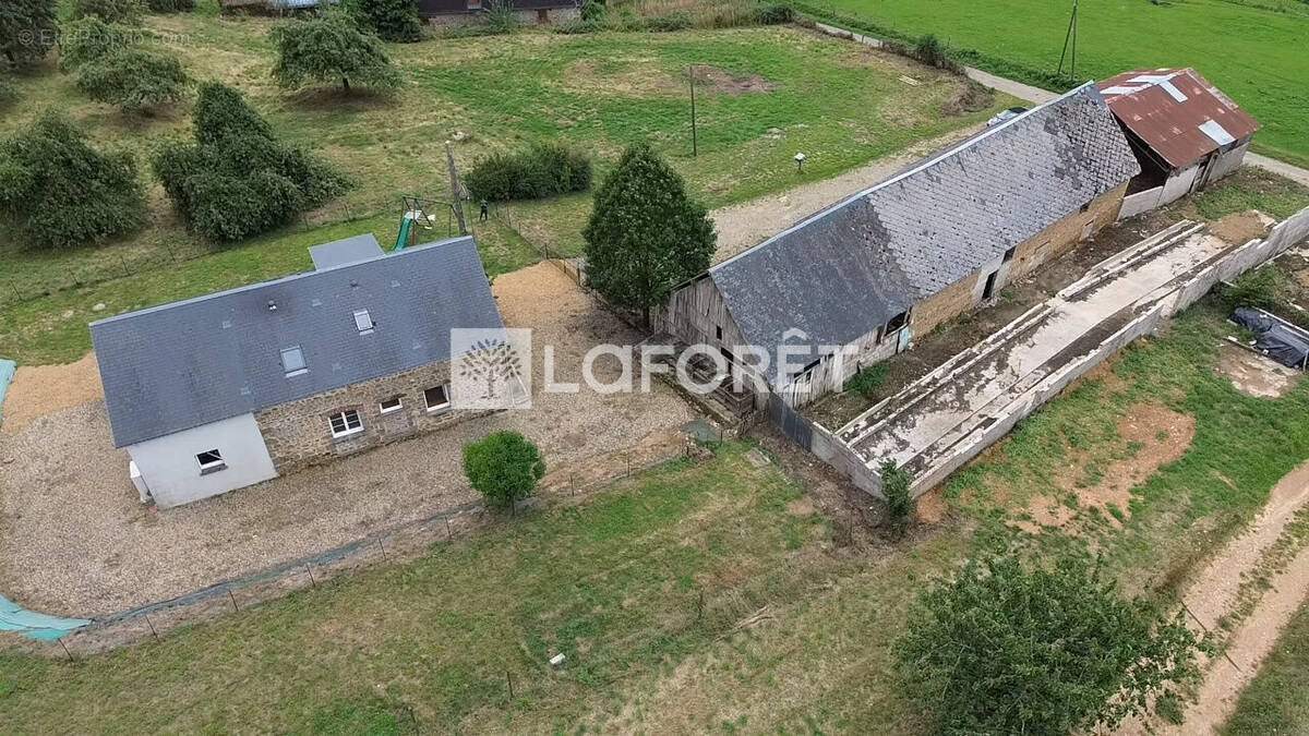Maison à LONLAY-L'ABBAYE